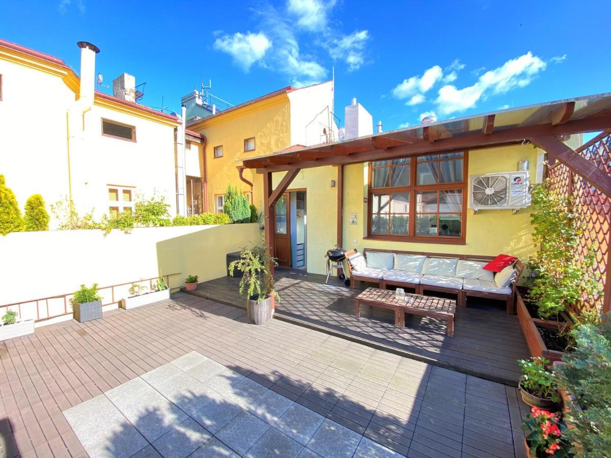 Black Eagle Apartments Prague Ngoại thất bức ảnh