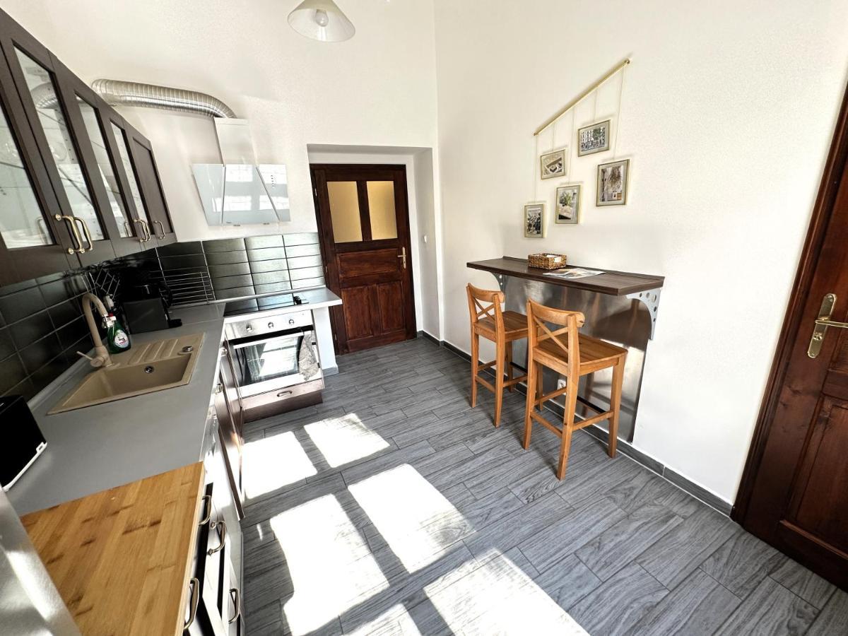 Black Eagle Apartments Prague Ngoại thất bức ảnh